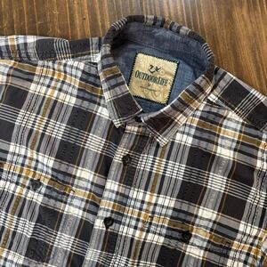OUTDOOR LIFE Button Up Shirt Mens Medium Short Sleeve Plaid Casual Cotton